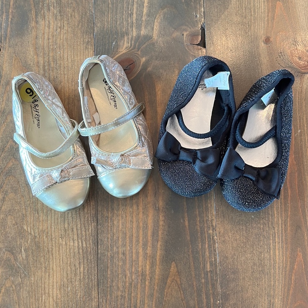 Girl’s dress flats